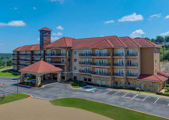 Resorts Guide La Quinta By Wyndham Marble Falls